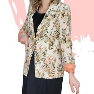 🌼3 for $30🌼 Floral Blazer